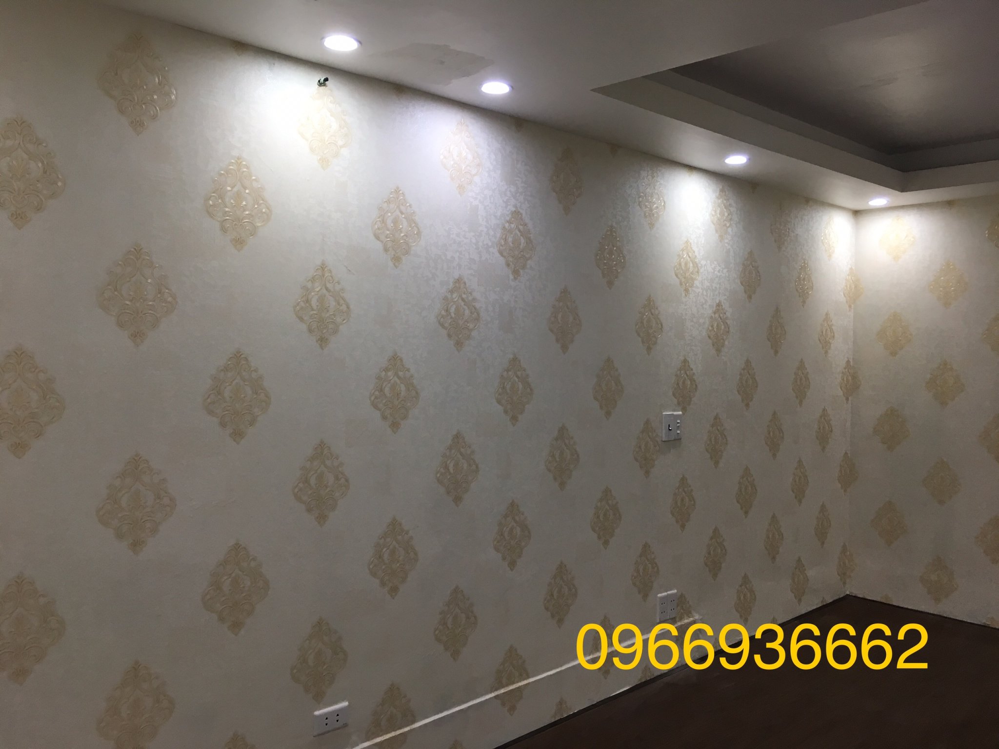 GIẤY DÁN TƯỜNG