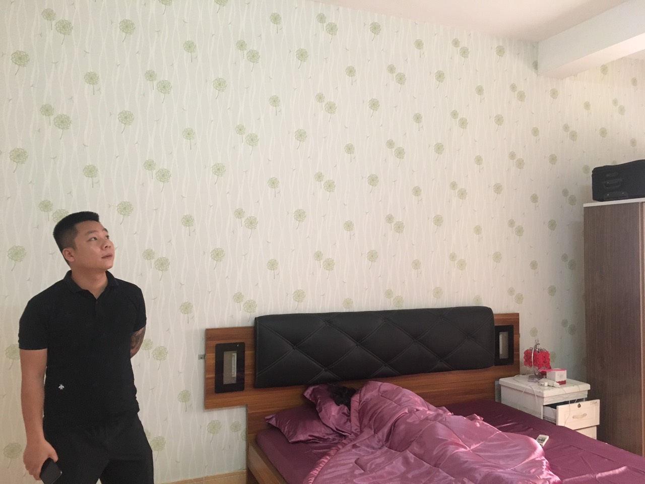 GIẤY DÁN TƯỜNG